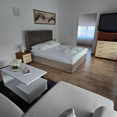 Motel Za Miedza Bralin Kültér fotó