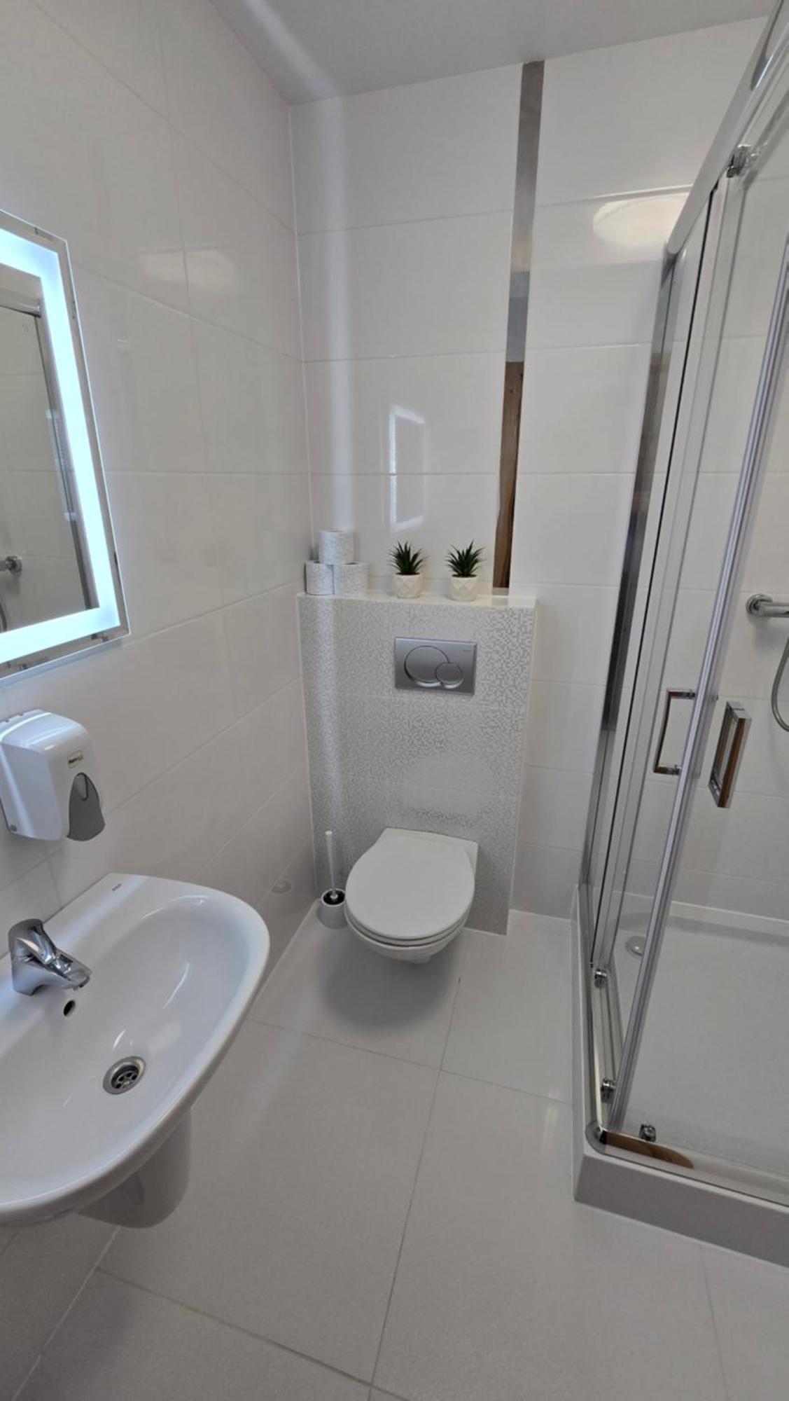 Motel Za Miedza Bralin Kültér fotó