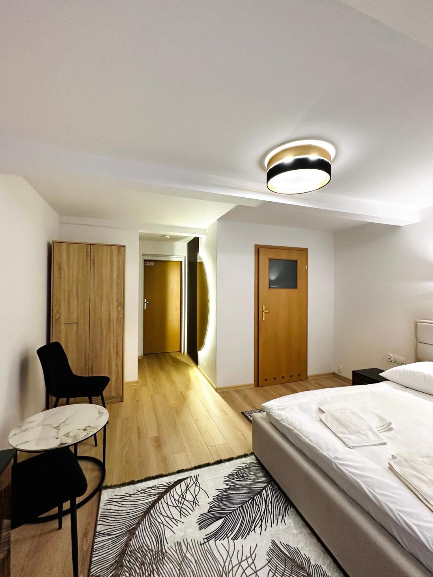 Motel Za Miedza Bralin Kültér fotó