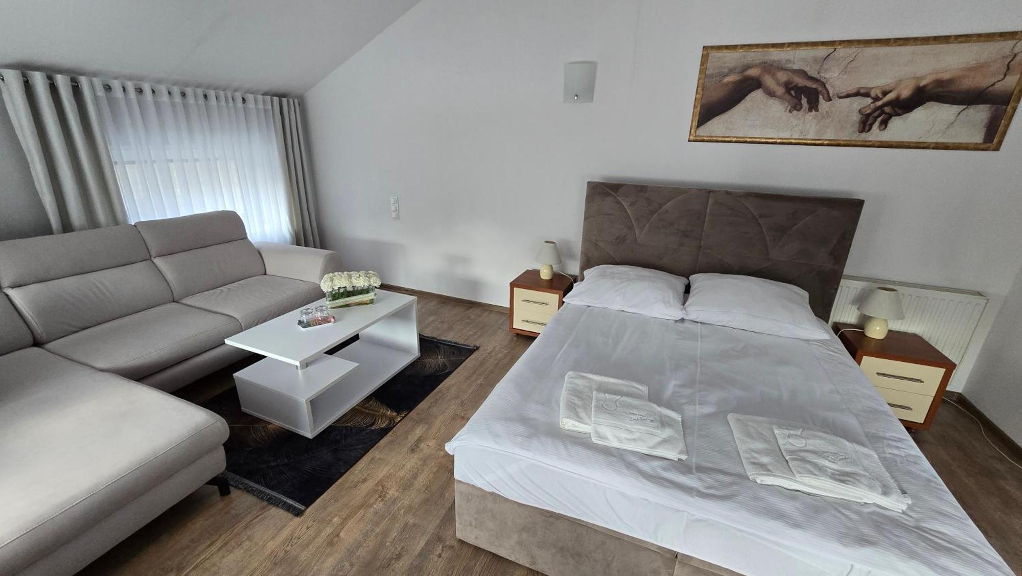 Motel Za Miedza Bralin Kültér fotó