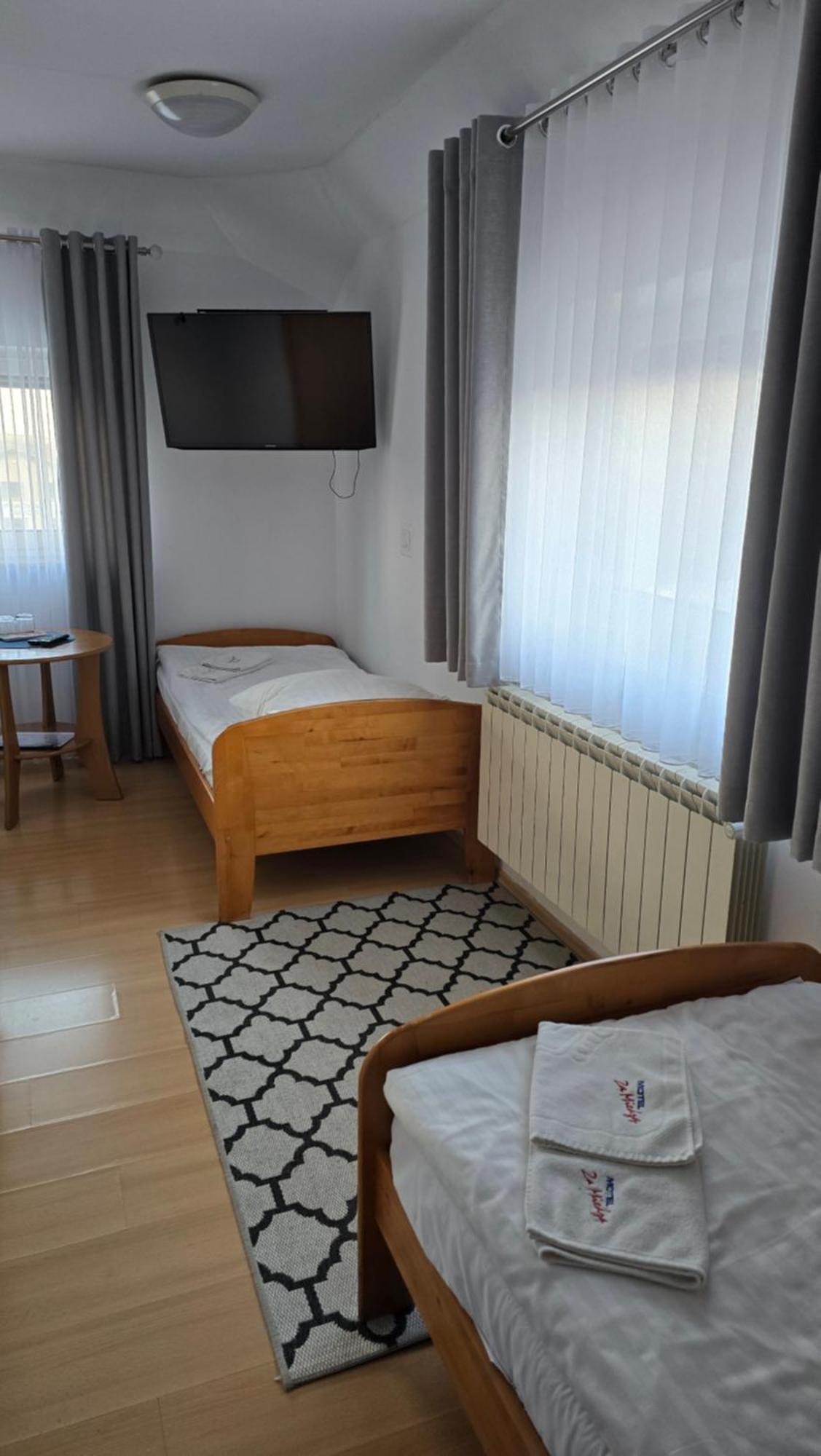 Motel Za Miedza Bralin Kültér fotó