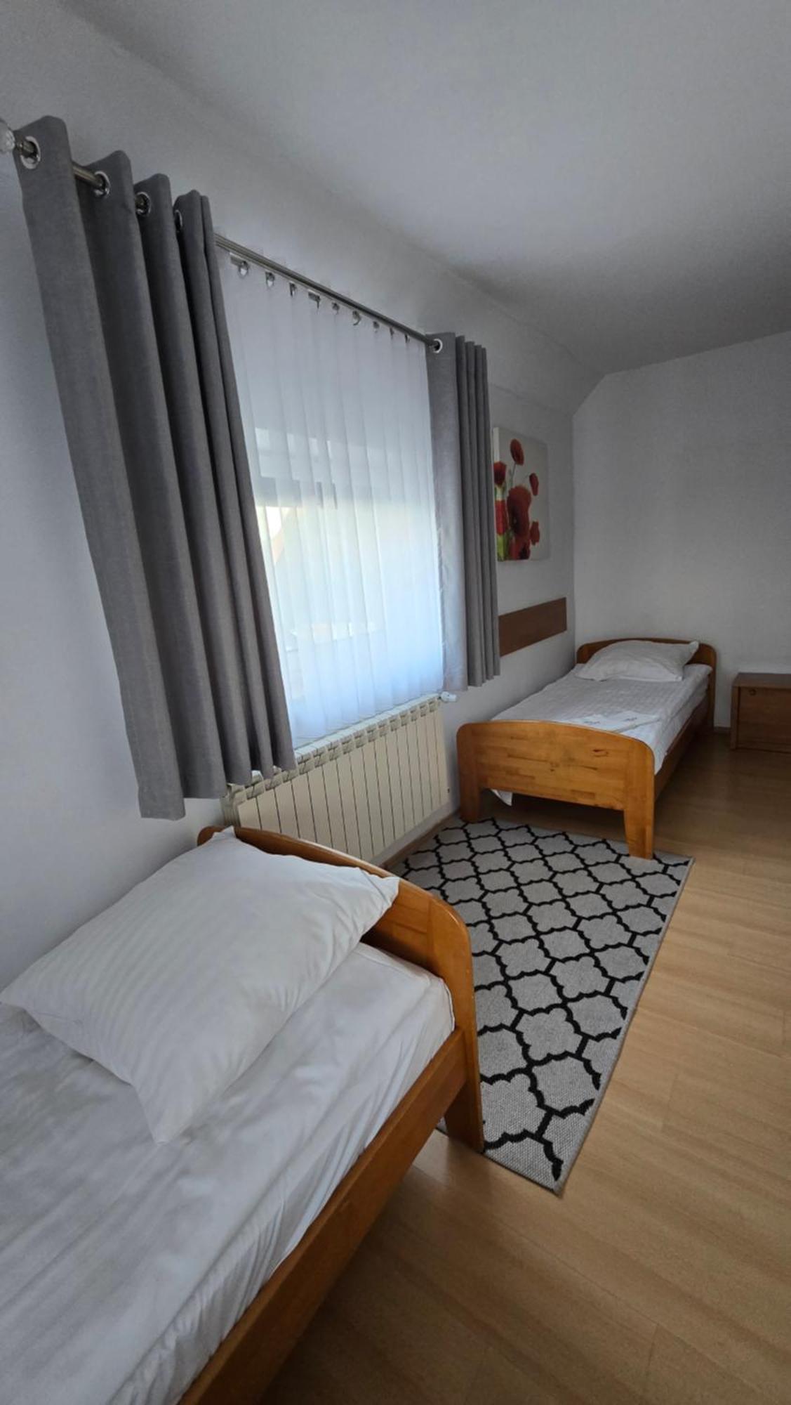 Motel Za Miedza Bralin Kültér fotó