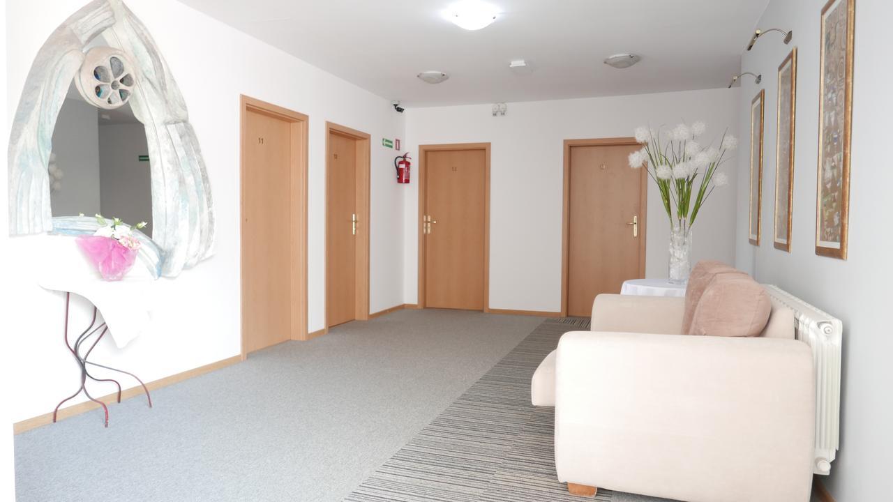 Motel Za Miedza Bralin Kültér fotó